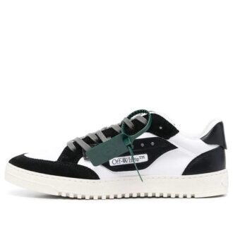 5.0 Panelled Low-Top Sneakers «Black White»