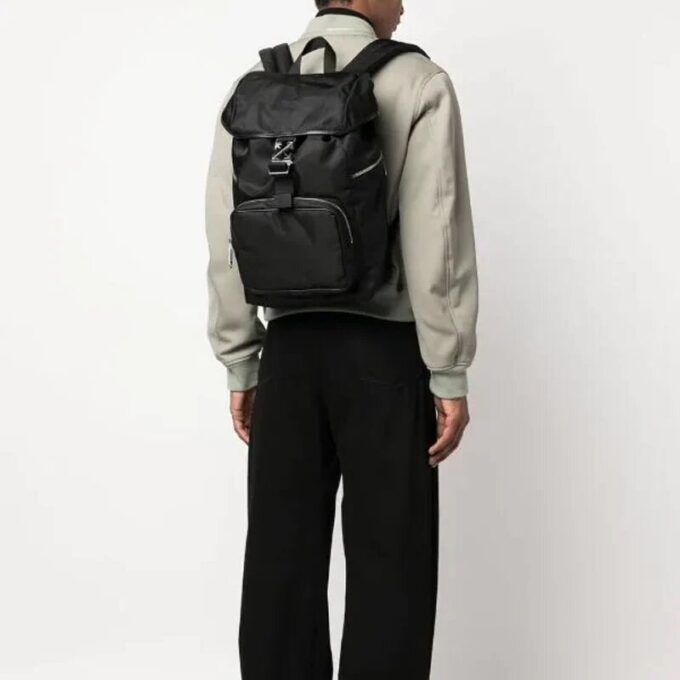 Arrow Flap-ryggsekk «Black»