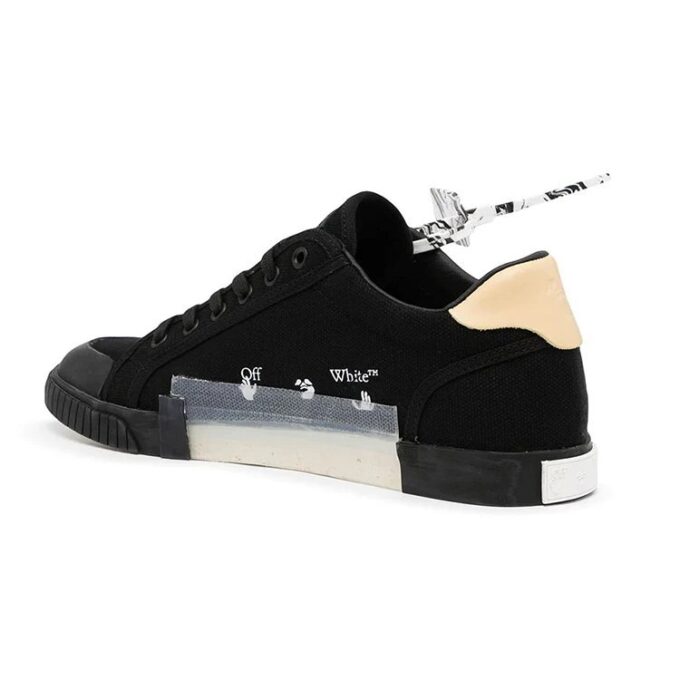 Arrows Low-Top Sneaker &laquo;Black White&raquo;