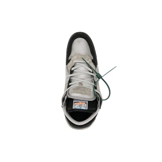 Floating Arrow Sneakers «Black Grey»