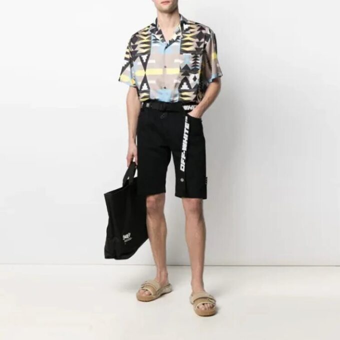 FW21 Alfabetbelte-design, uformelle Shorts, svart