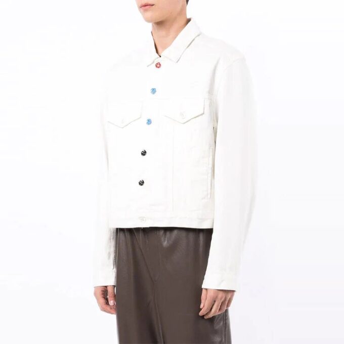 FW21 ensfarget Denim-jakke med knapper, rett snitt, hvit