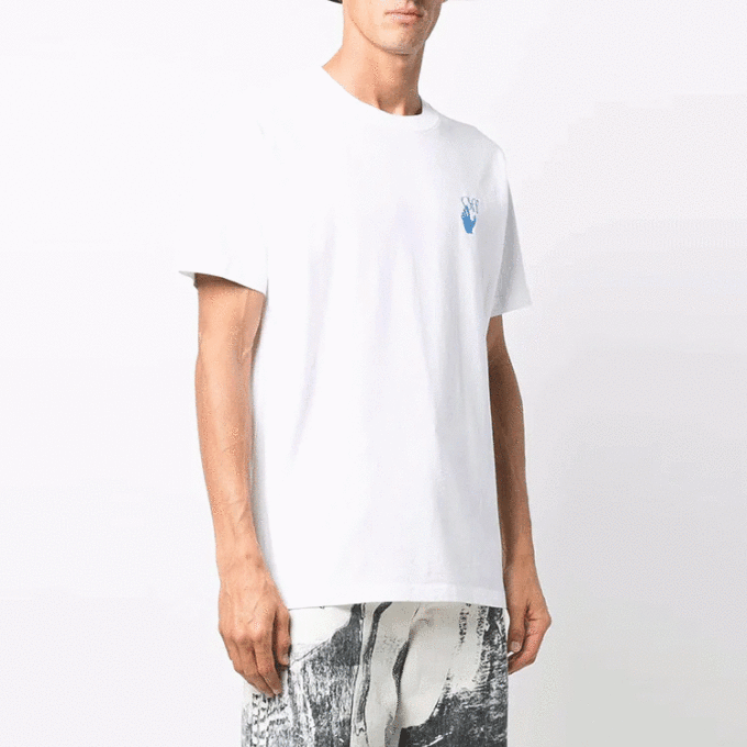 FW21 Logo brodert alfabet kort ermet vanlig versjon hvit