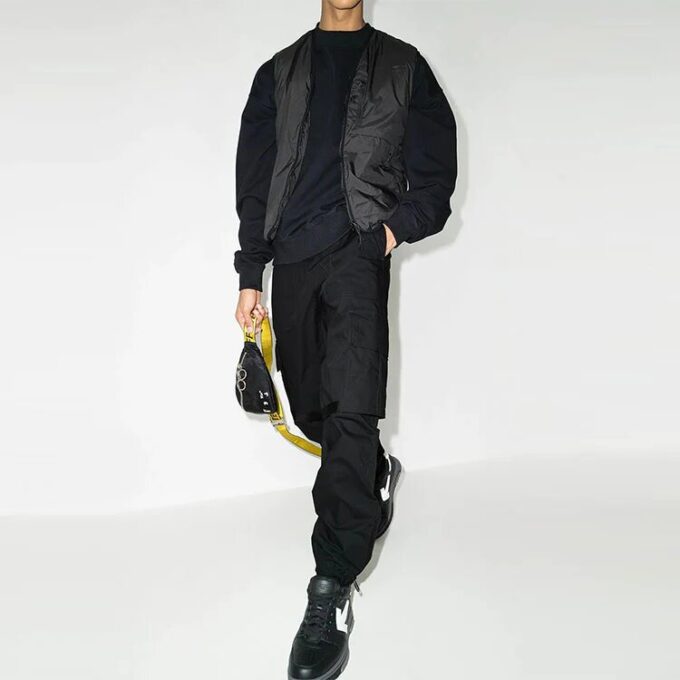 FW21 Logo ensfarget cargo-casualbukser, standardversjon, svart