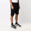FW21 Sportshorts med pilmønster, svart