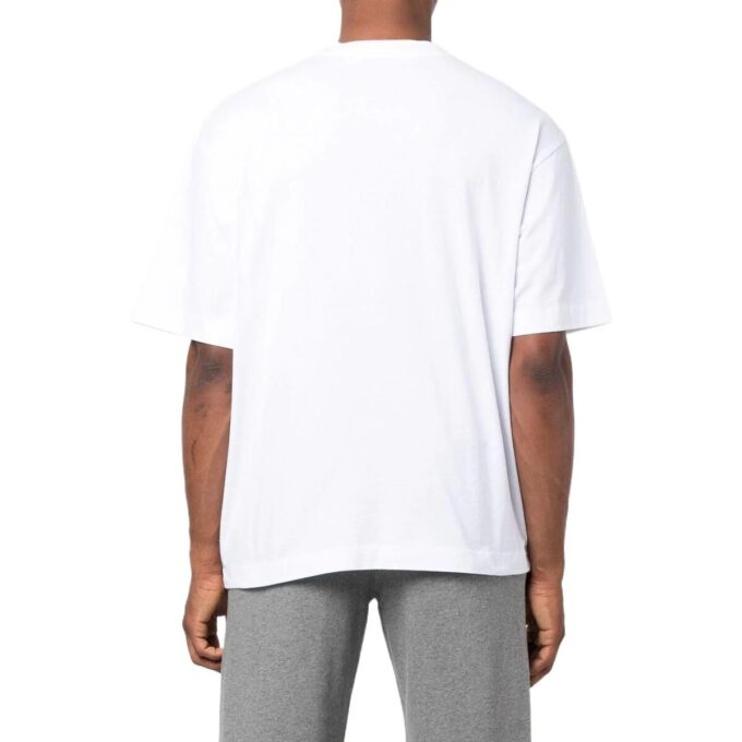 FW22 ensfarget med brodert logo, rund hals, kort ermet, hvit