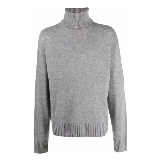 Genser med brodert logo og rullekrage