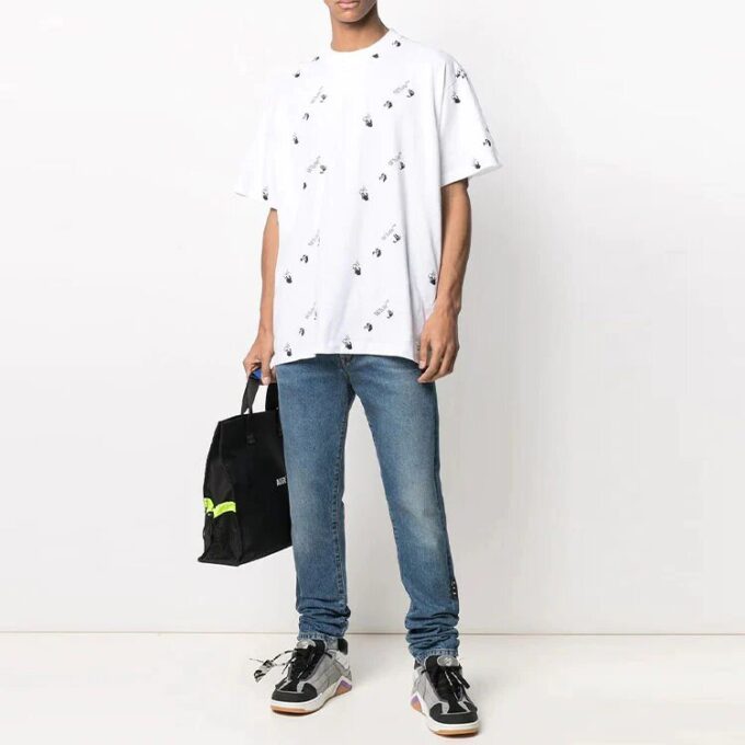 Helt trykt alfabetlogo Rund hals Kort shorts Hvit