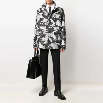 Herre SS21 Logo-kamuflasjejakke, slim fit, grå