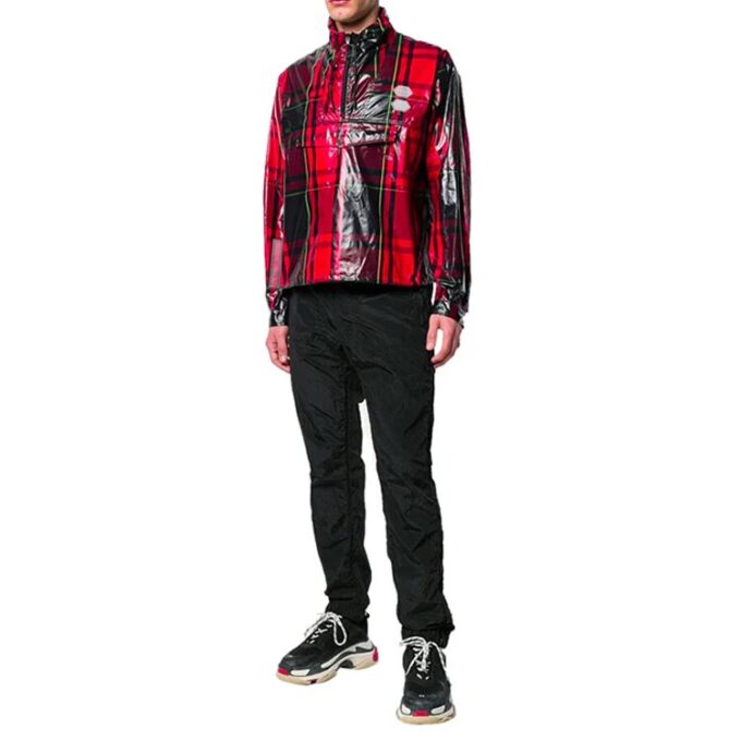 Herrejakke i rød og svart rutete tartan med glidelås i halsen «Red Black»
