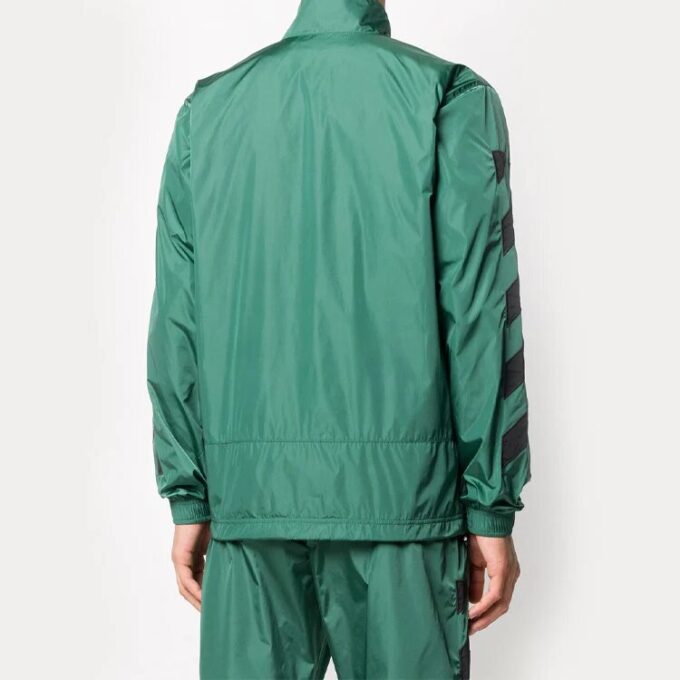 Jakke med diagonale striper