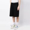 Knelange shorts med logotrykk «Svart»