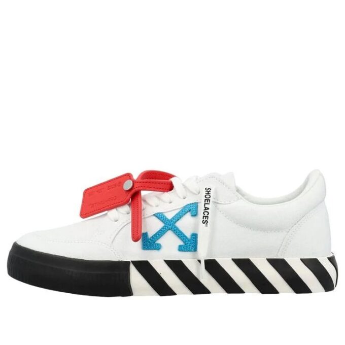 Lav Vulcanized Canvas Sneaker «Hvit Blå Svart Rød»