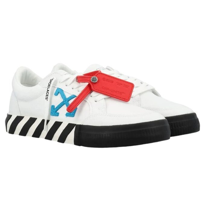 Lav Vulcanized Canvas Sneaker «Hvit Blå Svart Rød»