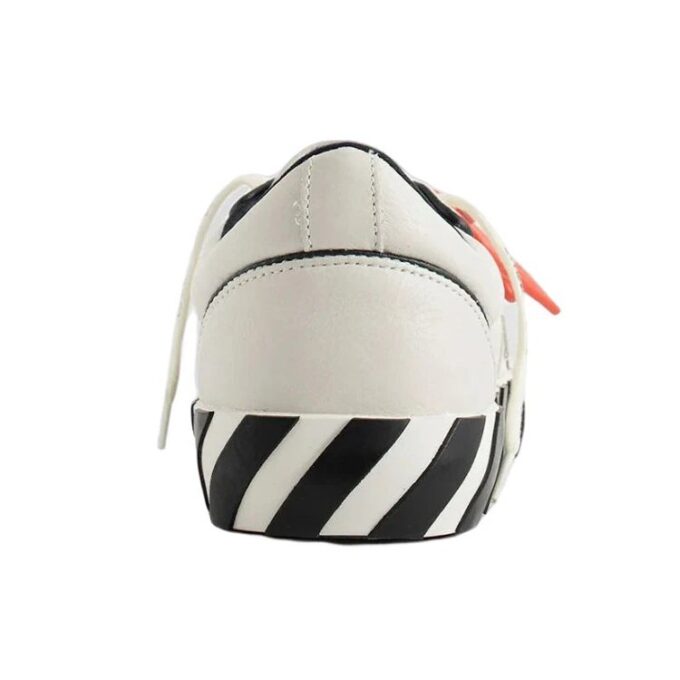 Lav Vulcanized Sneakers i skissert skinn «White Black Orange»