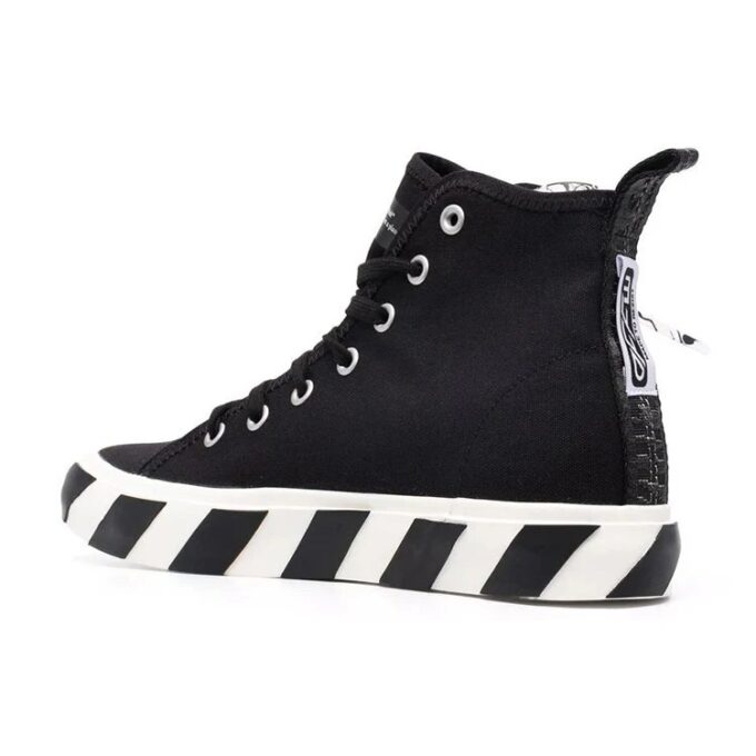 Mid-Top Vulcanized canvas Sneaker «Black White»