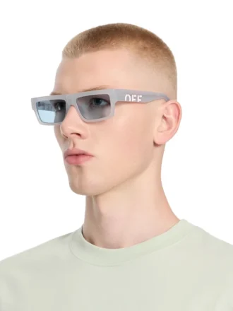 Montgomery solbriller med lyseblå glass