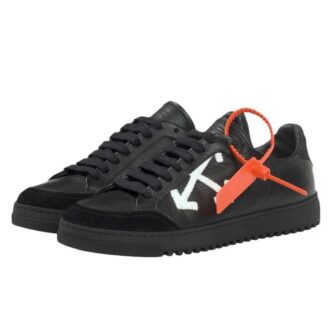 OFF- Carryover lavt skinnsneakers &laquo;Svart&raquo;