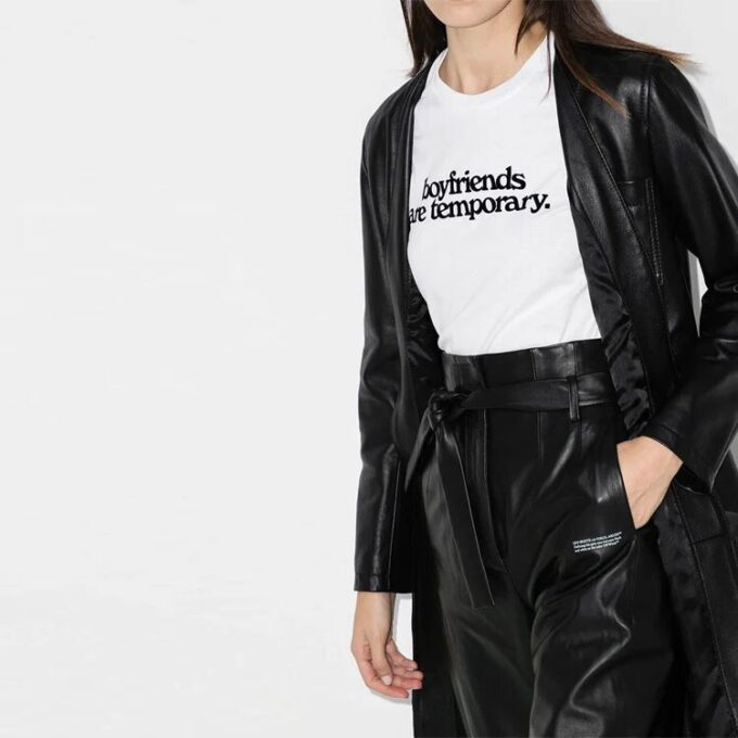 Off-White Alphabet Slogan Logo-trykk, kort ermet, slim fit-versjon, hvit