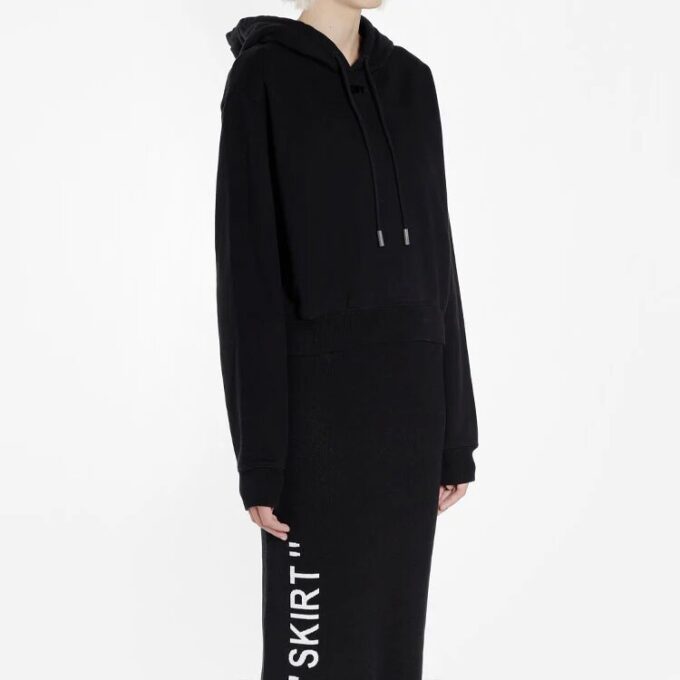 Off-White Arrow Svart