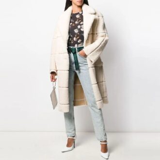 Off-White ensfarget frakk, løs passform, kremhvit