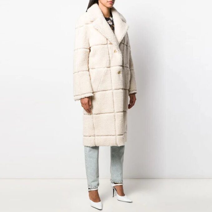Off-White ensfarget frakk, løs passform, kremhvit