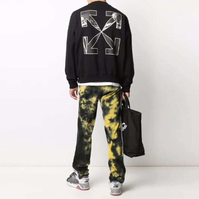 Off-White Herre FW21 Logo Caravaggio Arrow Rundhals Langermet Løs Passform Svart