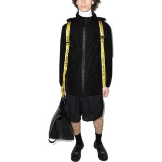 Off-White Herre FW22 Ensfarget Logo Webbing Glidelås Stående Krage Jakke Svart