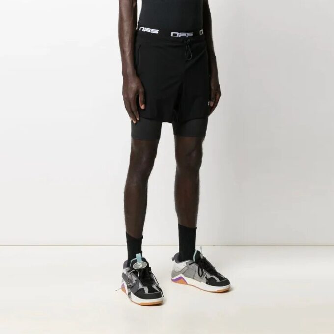 Off-White Herre SS21 Løse sykkelshorts med alfabetmønster i livet, svart
