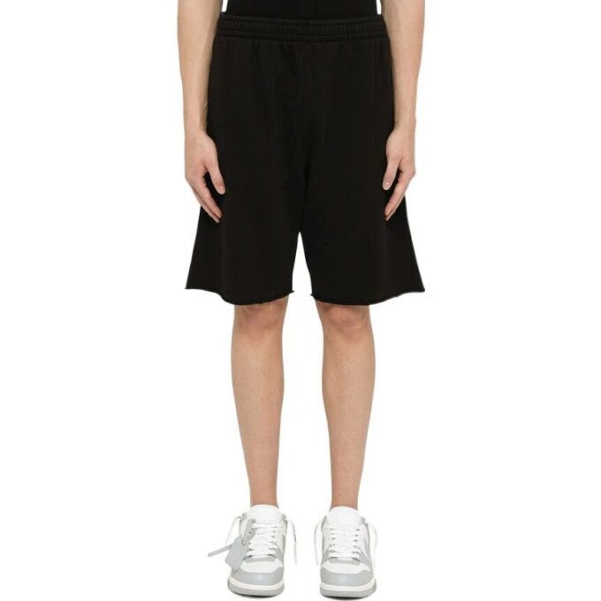 Off-White Herre SS22 Ensfargede shorts, svart