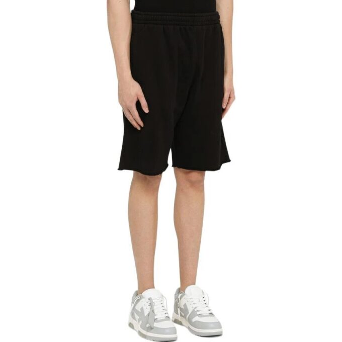 Off-White Herre SS22 Ensfargede shorts, svart