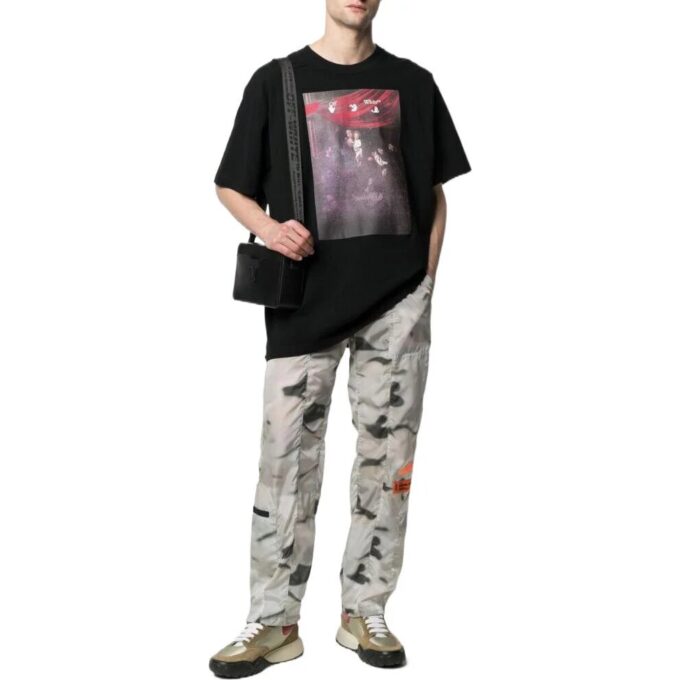 Off-White Herre SS22 ensfarget mønstertrykk kortærmet svart Shorts-T-skjorte