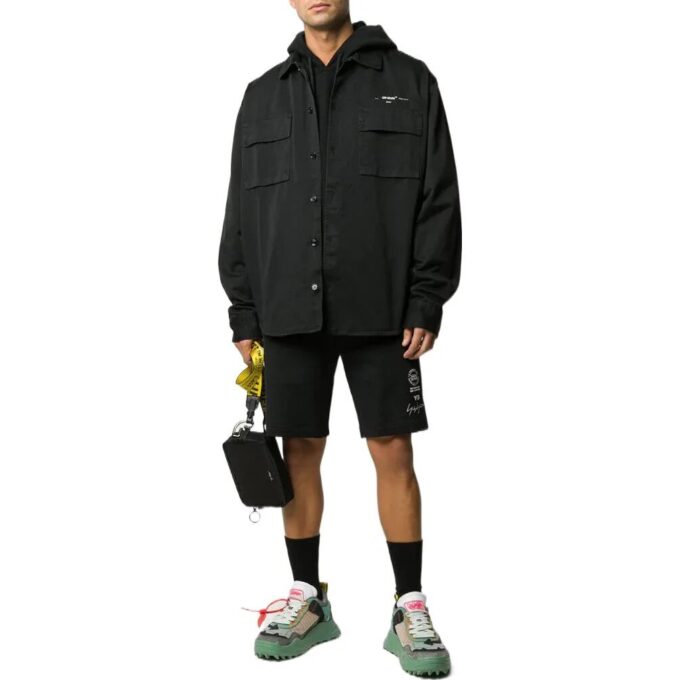 Off-White Herre SS22 Ensfarget trykk med hette og lange ermer, svart