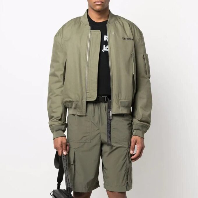Off-White Herre SS22 Logo-brodert ribbet krage flygerjakke militærgrønn