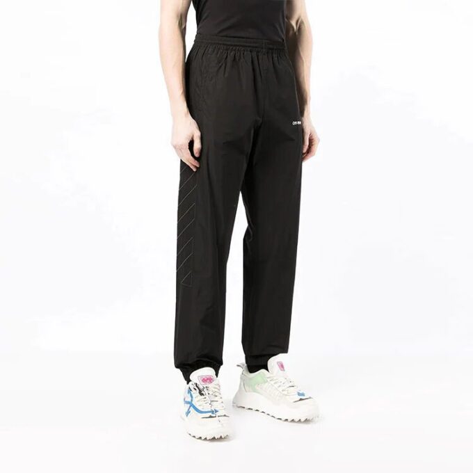 Off-White Herre SS22 Logo-trykk Diagonale striper Bundle Feet Sportsbukser/Joggebukser Svart