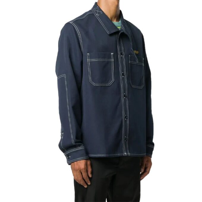 Off-White herreskjorte med detaljer i blått