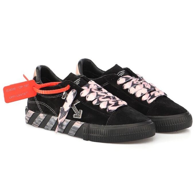 Off-White lave sportssko svart/rosa