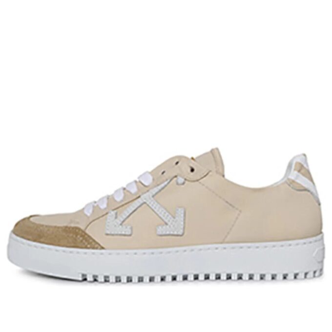 Off-White Sneakers Beige