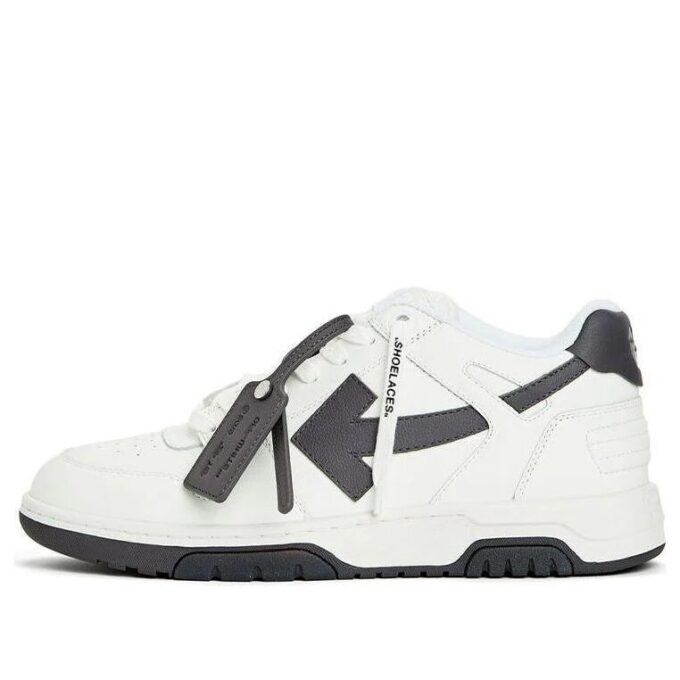 Out Of Office kalveskinnsneaker «White Black»