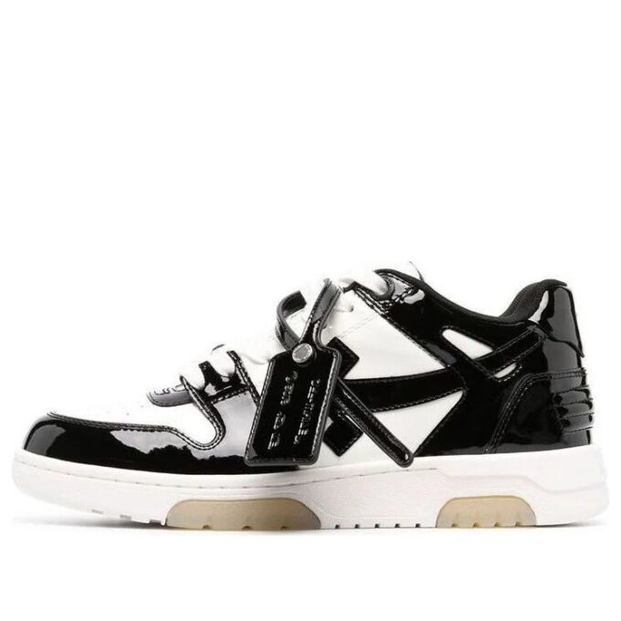 Out Of Office lavtående lakksneaker «Black White»