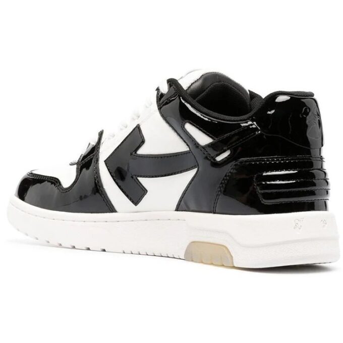 Out Of Office lavtående lakksneaker «Black White»