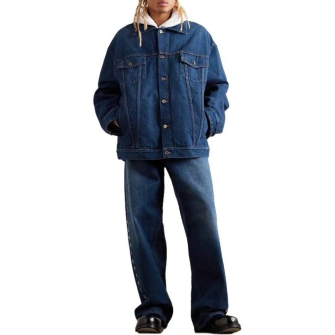 Oversize-Denim-jakke med påsydd logo
