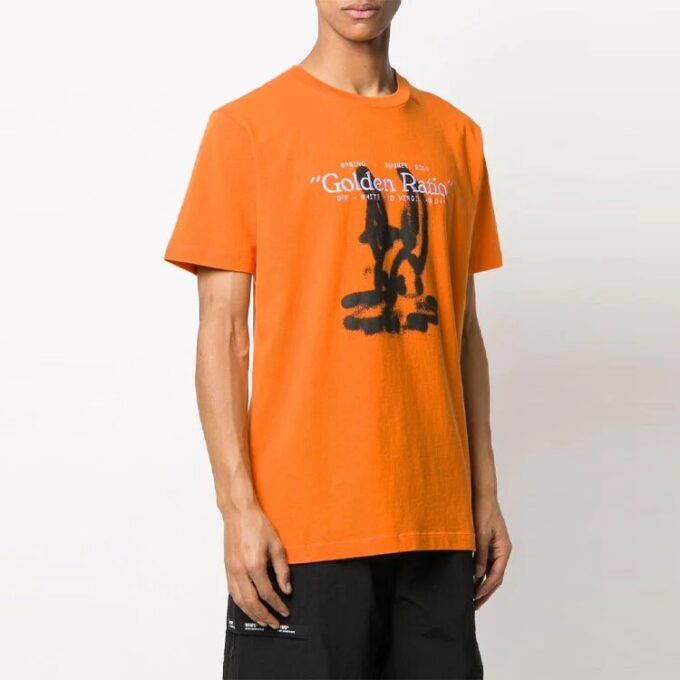 Rygg med stort logo-trykk, kort erme, oransje