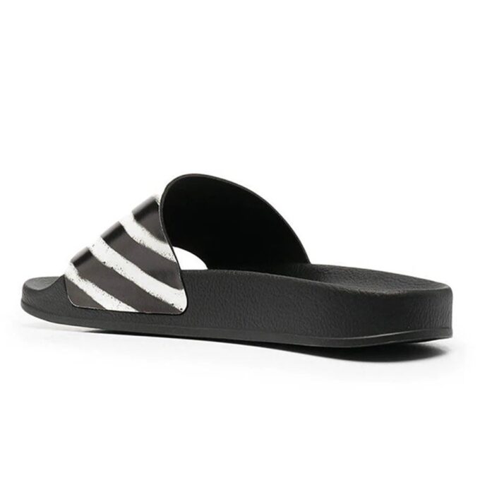 Sliders «Spray Stripe – Svart Hvit»