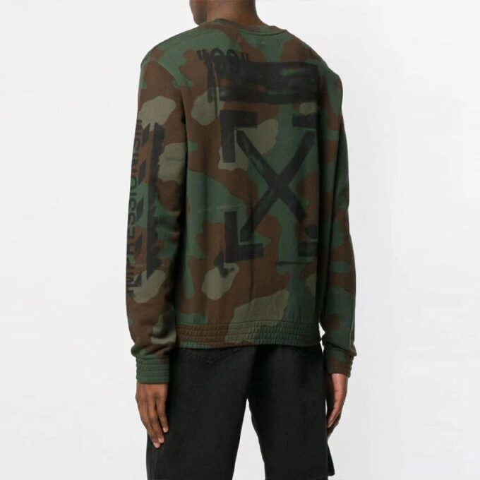 SS19 Camouflage Diag Stencil genser med rund hals