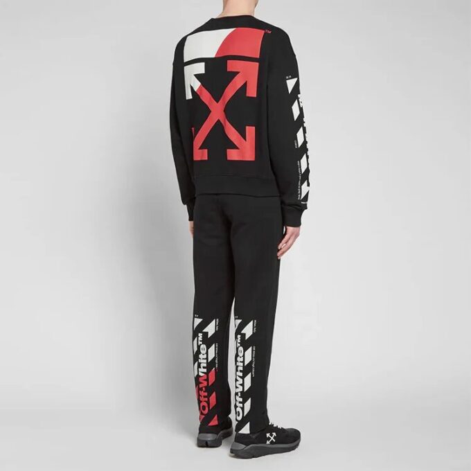 SS19 Diagonal genser med rund hals