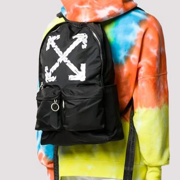 SS20 Airport Tape Svart ryggsekk Arrow Print Ryggsekk Svart