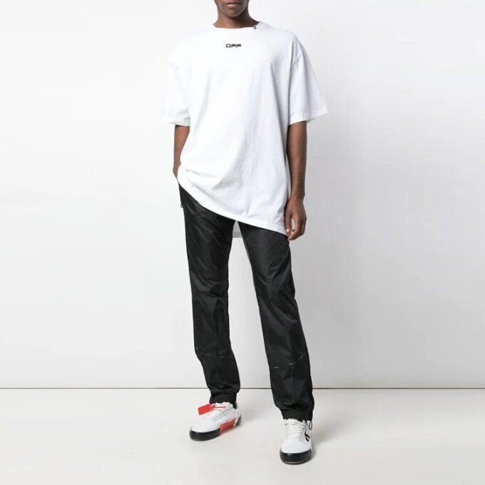Caravaggio Square SS Over Tee &laquo;Hvit Svart&raquo;