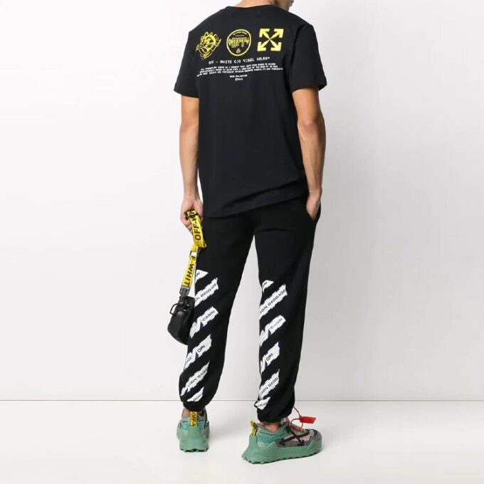 SS20 Svart bomulls-T-skjorte med symboler, kort ermet, herre, logo, normal passform