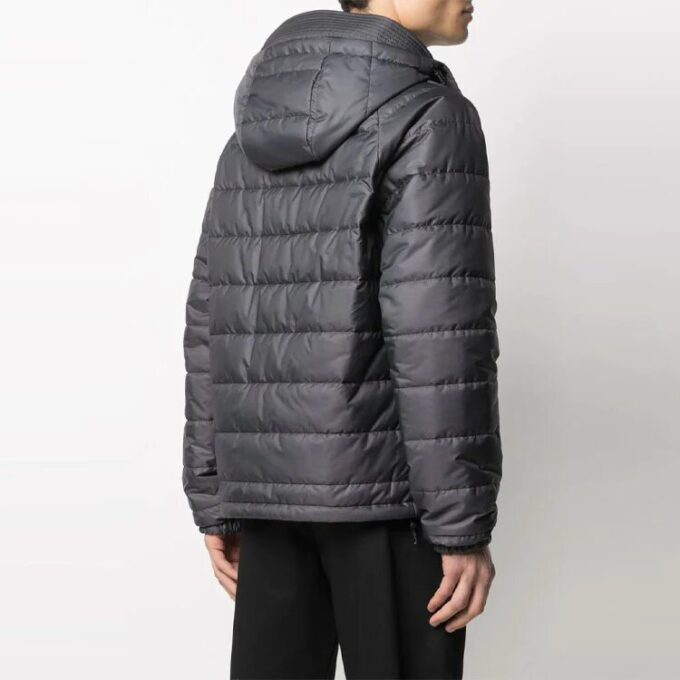 SS21 avtakbar logo-jakke, svart